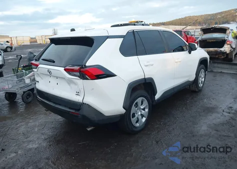 2022 Toyota Rav4 Le z USA, uszkodzony, nr VIN 2T3G1RFV2NC272203